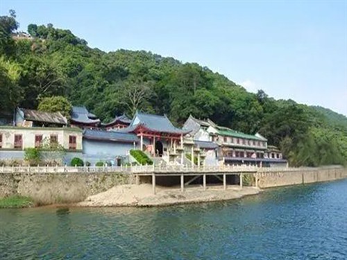 小北江飛來寺